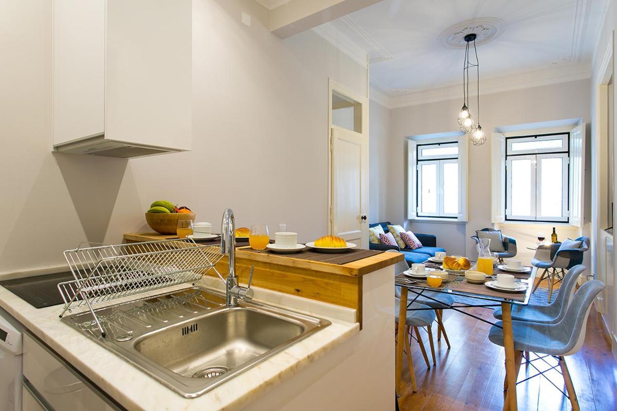 Lovelystay - Cozy 3Bdr Apartment In Estrela Lisboa Екстериор снимка