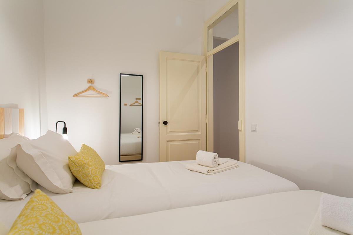 Lovelystay - Cozy 3Bdr Apartment In Estrela Lisboa Екстериор снимка